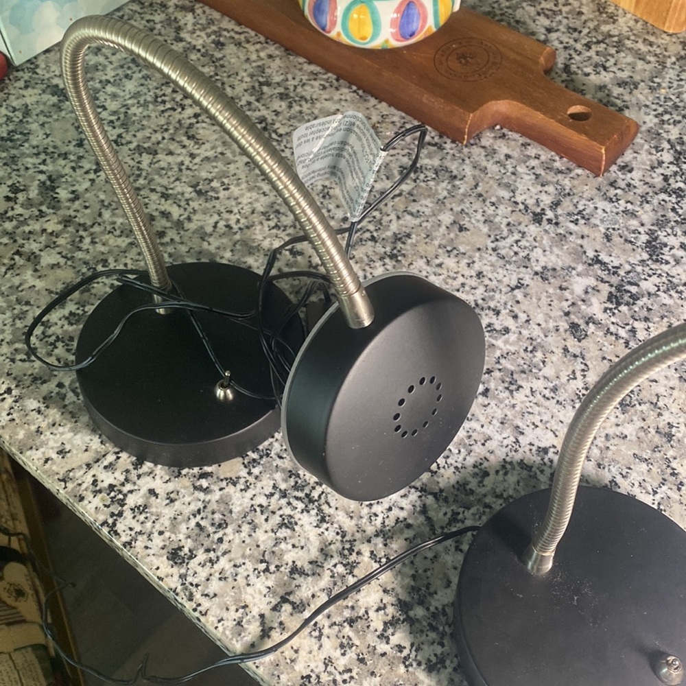 Two reading lights - Picture 2 of 3
